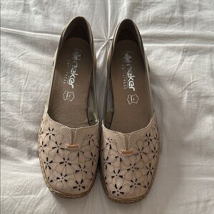 Rieker Women's Light Beige Laser-Cut Slip-On Loafers